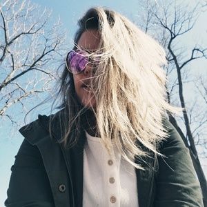 Meet your Posher, !myglasscloset